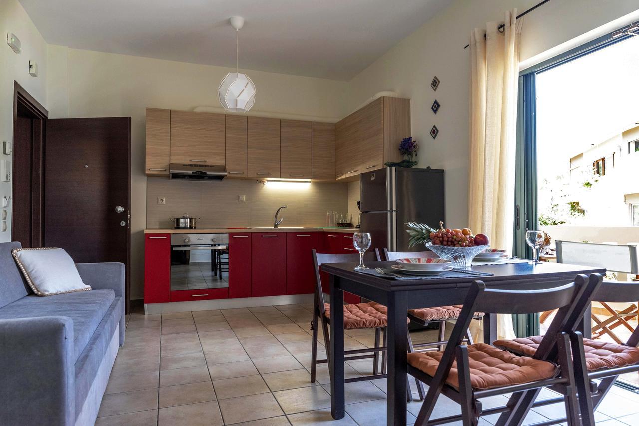 Plumi City Apartments Chania  Exterior photo