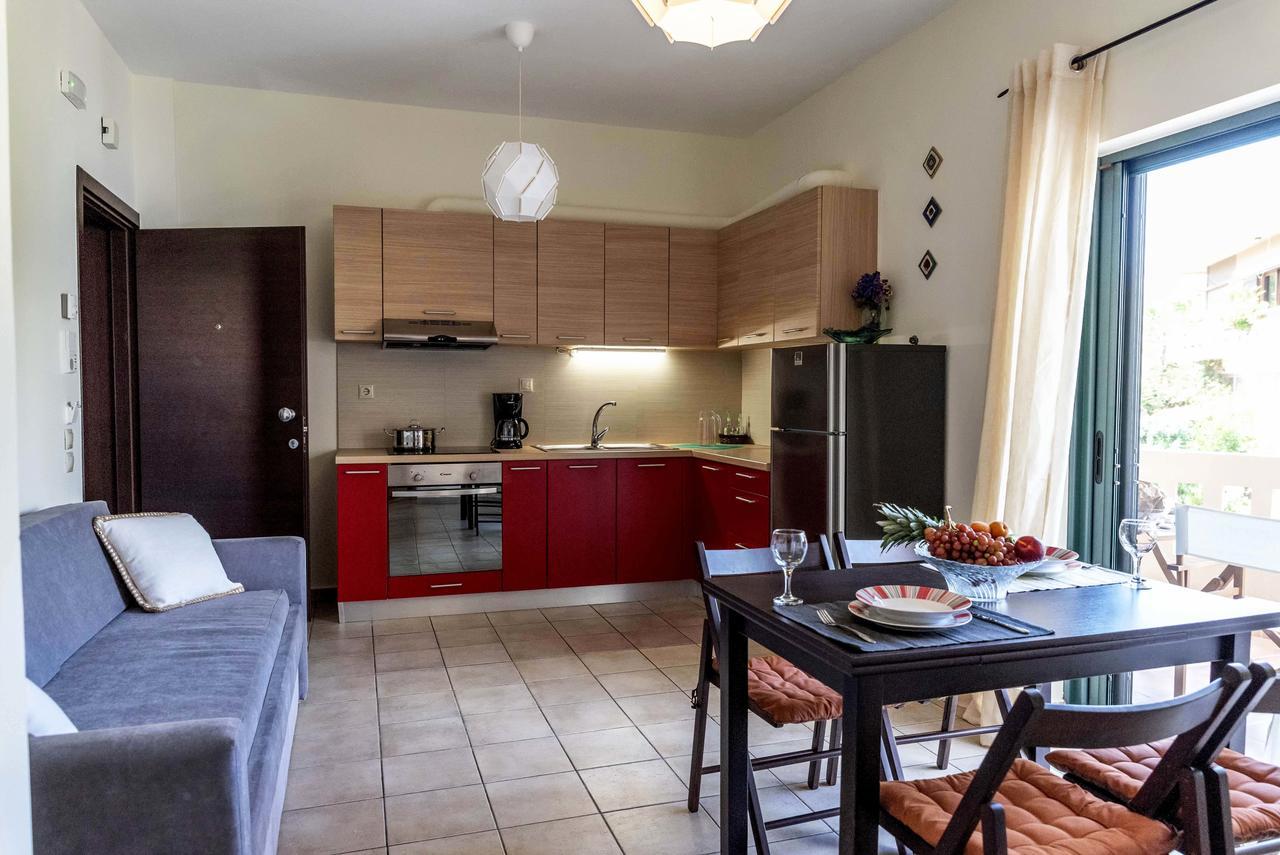 Plumi City Apartments Chania  Exterior photo