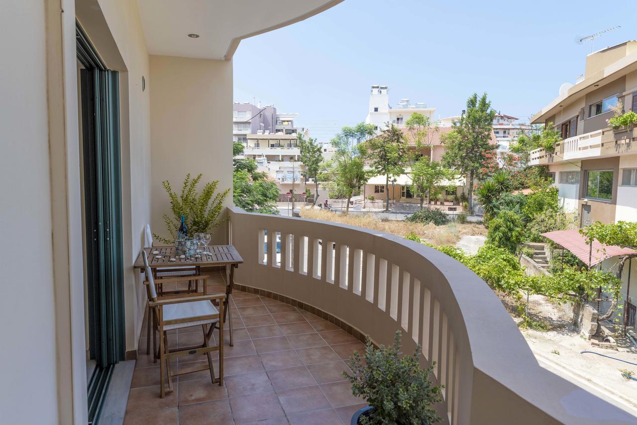 Plumi City Apartments Chania  Exterior photo